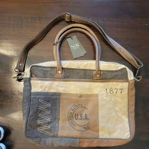 Myra Dionne Laptop Messenger Bag